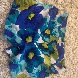 Loft Floral Shorts Size 00
